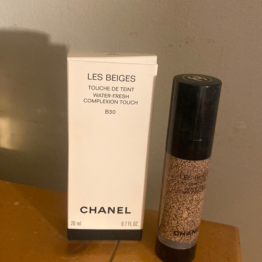 Chanel foundation